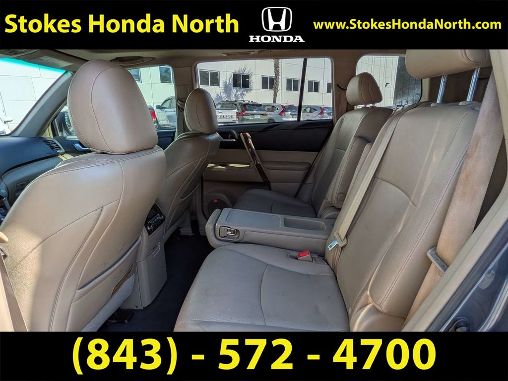 Used 2013 Toyota Highlander SUV
