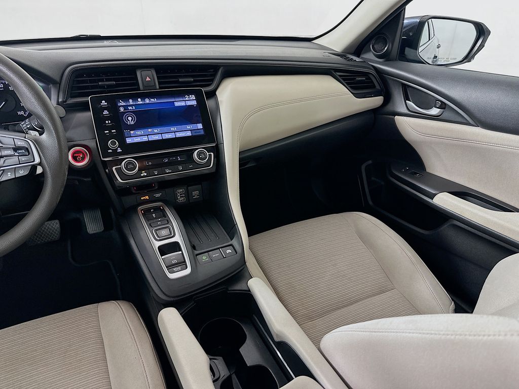 Thumbnail: 2020 Honda Insight - 22