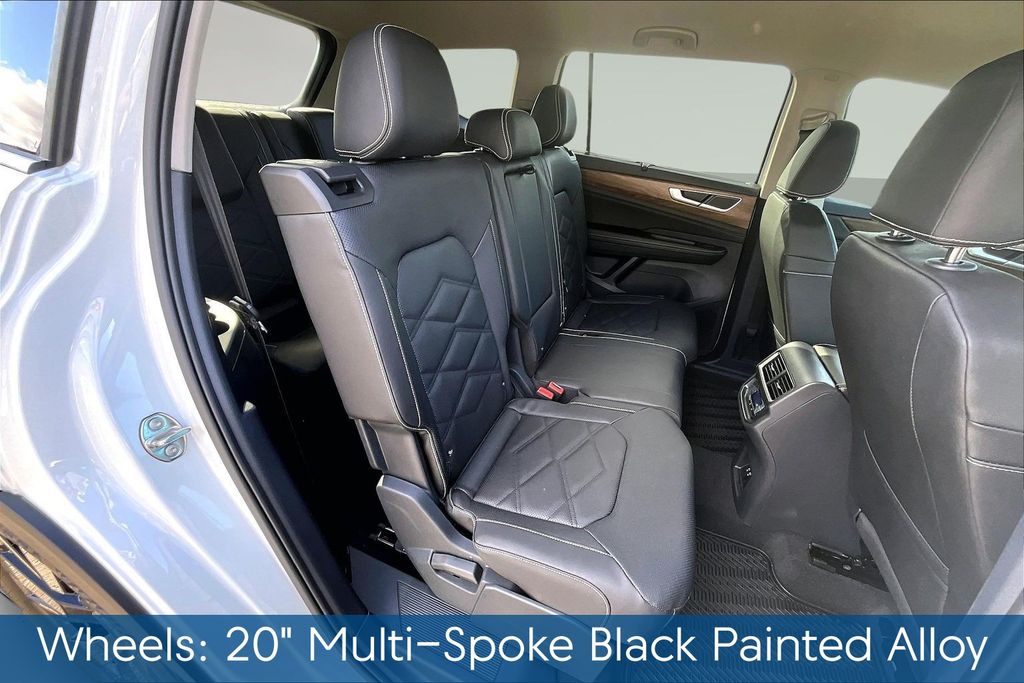 New 2026 White/off-white Volkswagen 2.0T SE w/Technology image 10