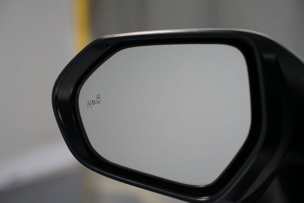 Thumbnail: 2025 Toyota Camry - 27