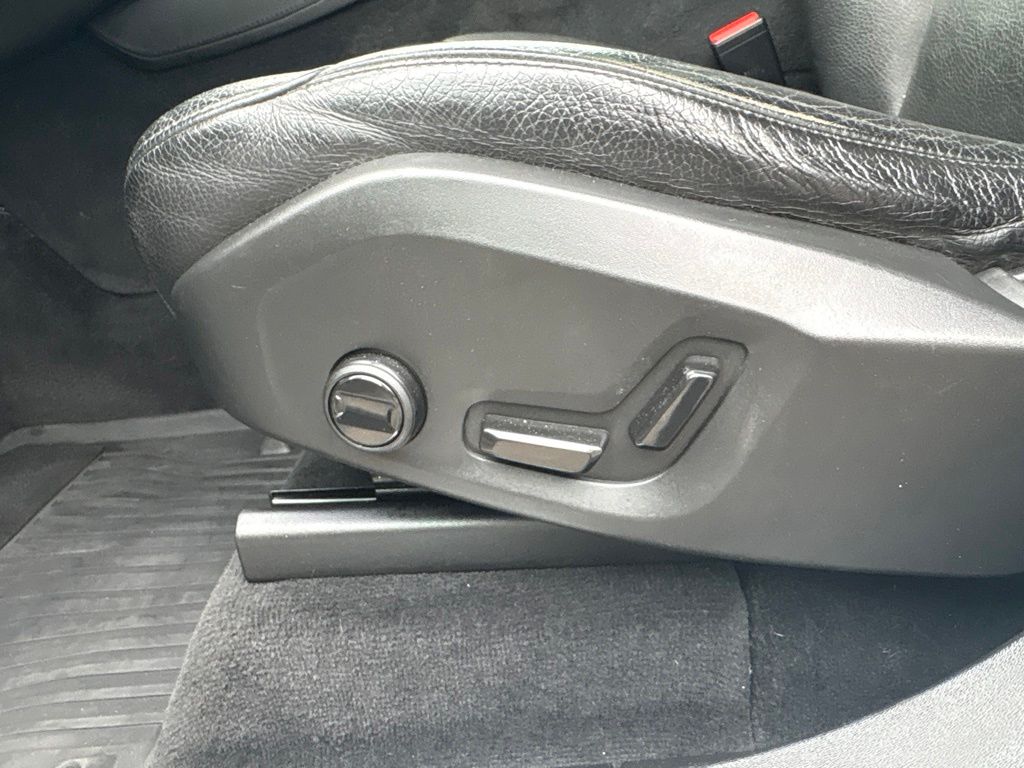2022 Volvo XC90 Recharge Plug-In Hybrid T8 Inscription Expression Extended Range 6P