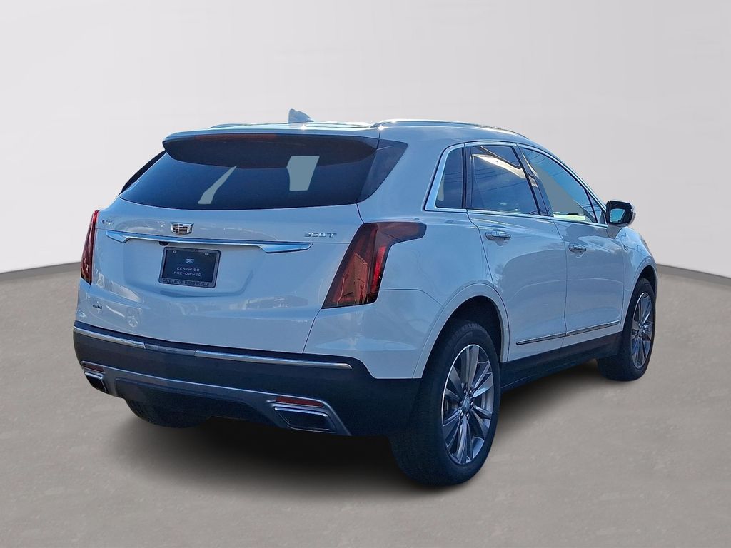 Thumbnail: 2024 Cadillac XT5 - 6