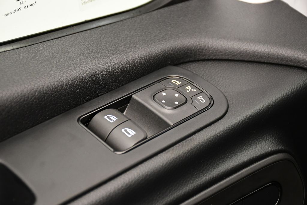 Thumbnail: 2026 Mercedes-Benz Sprinter - 24