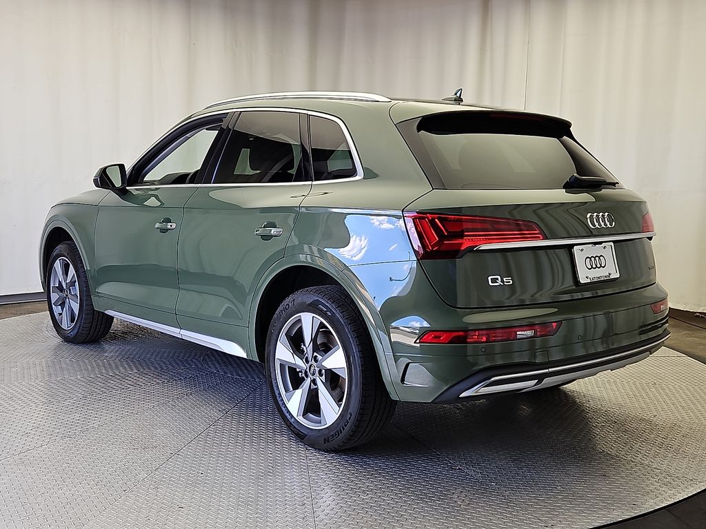 Thumbnail: 2023 Audi Q5 - 7