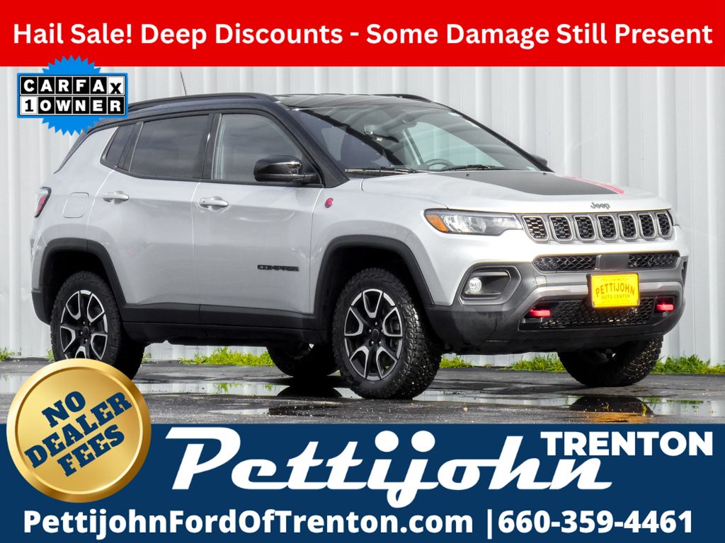Silver Zynith Metallic Clearcoat 2025 Jeep Compass SUV / Crossover Four-Wheel Drive 8-Speed Automatic