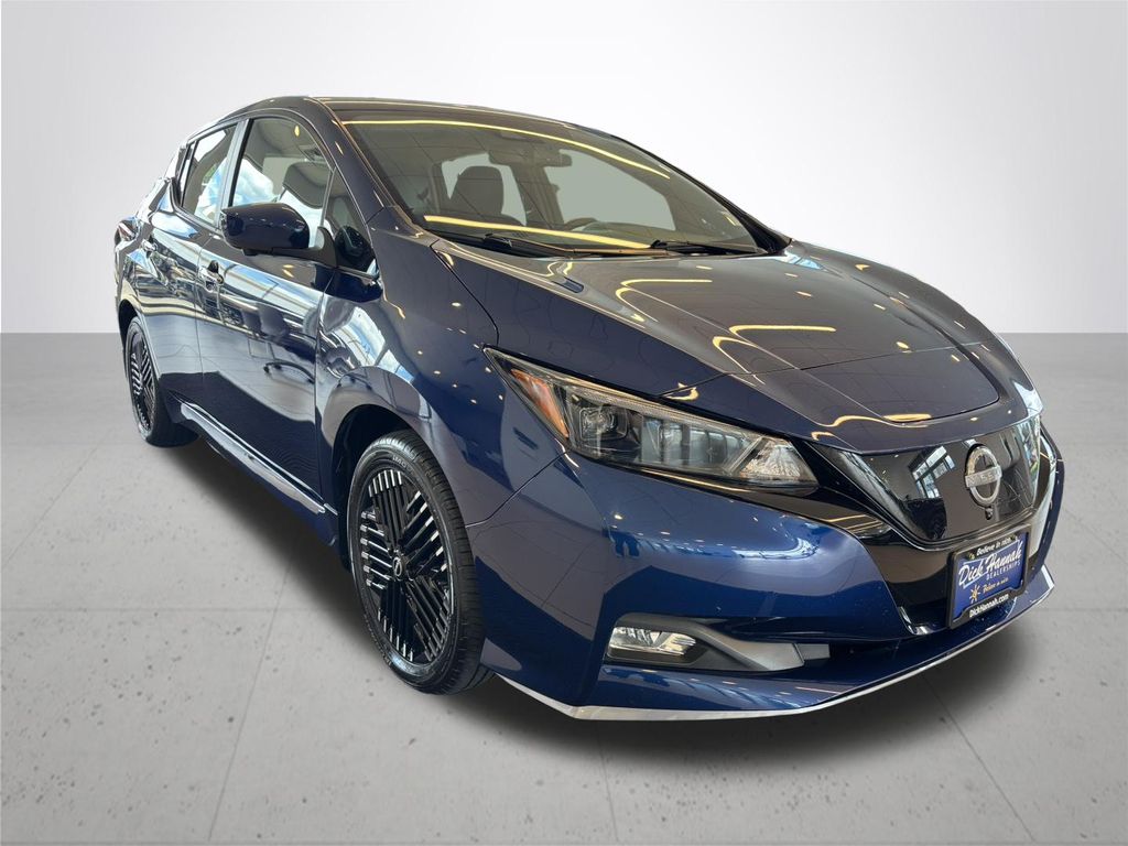 2024 Nissan Leaf SV Plus