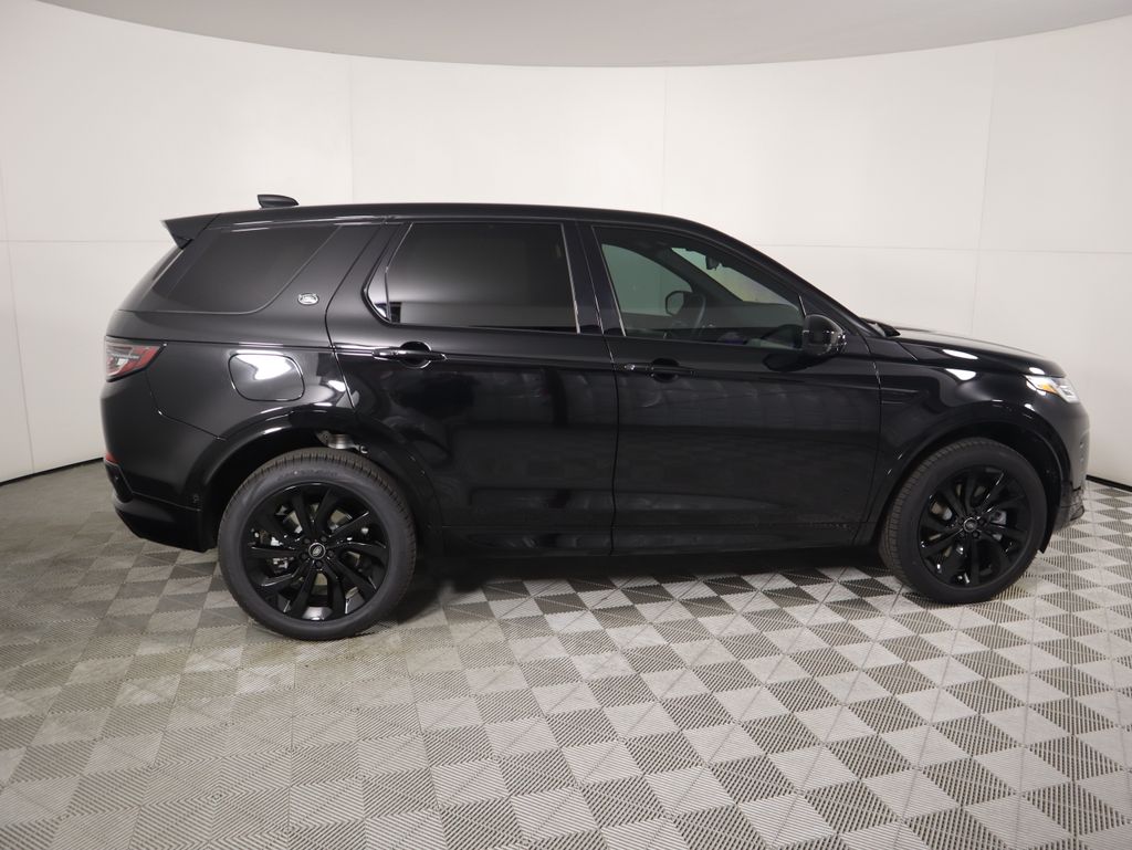 Thumbnail: 2025 Land Rover Discovery Sport - 4