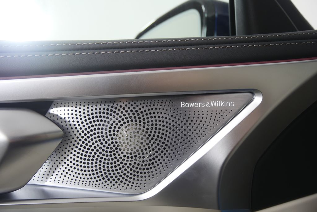 Thumbnail: 2026 BMW 8 Series - 9