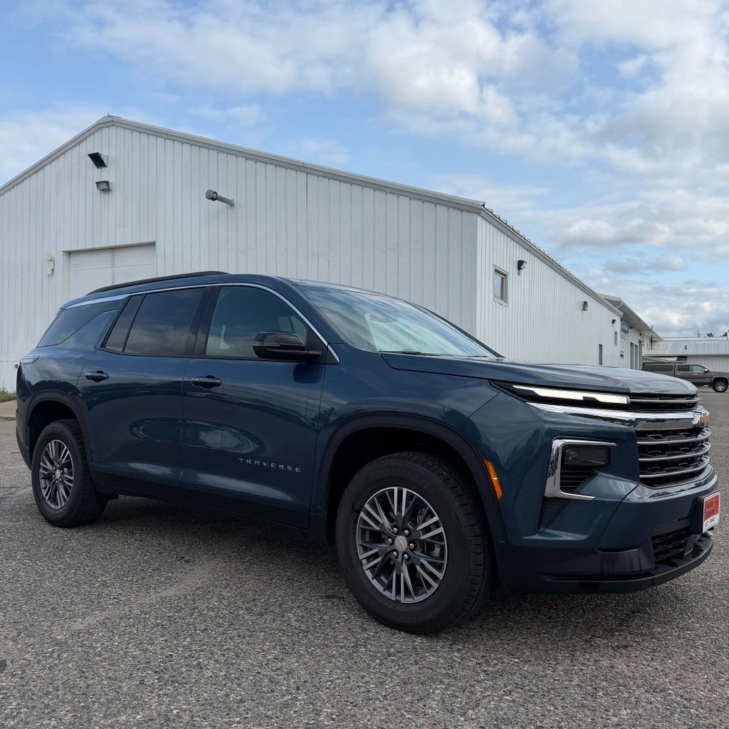 Lakeshore Blue Metallic 2026 Chevrolet Traverse SUV / Crossover Four-Wheel Drive 8-Speed Automatic