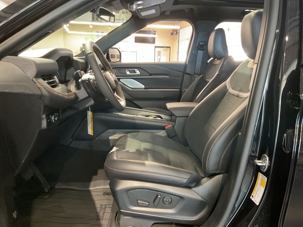 New 2026 Black Ford Tremor image 8