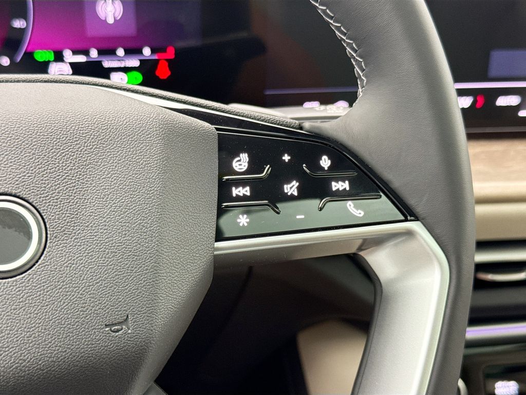 Thumbnail: 2025 Audi Q5 - 12