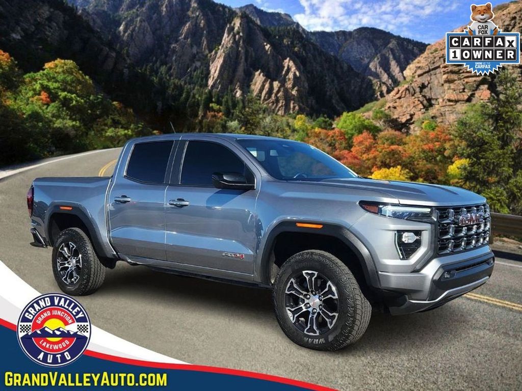 2023 GMC Canyon AT4 Crew Cab 4WD