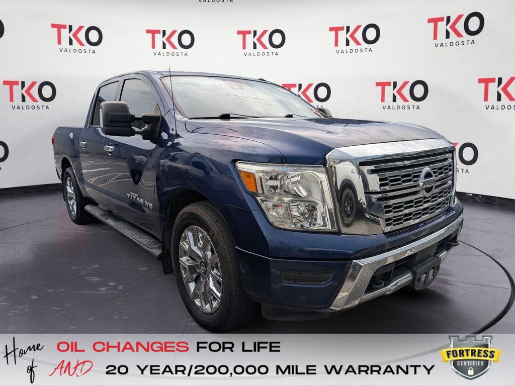 2020 Nissan Titan SV Crew Cab RWD