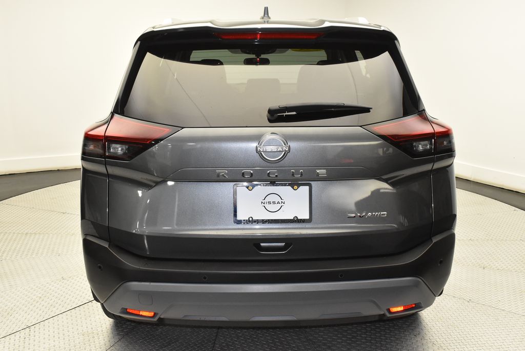 2022 Nissan Rogue SV 6