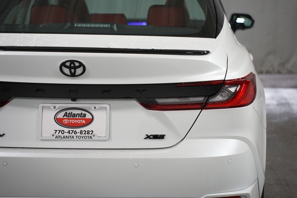 2025 Toyota Camry XSE 10