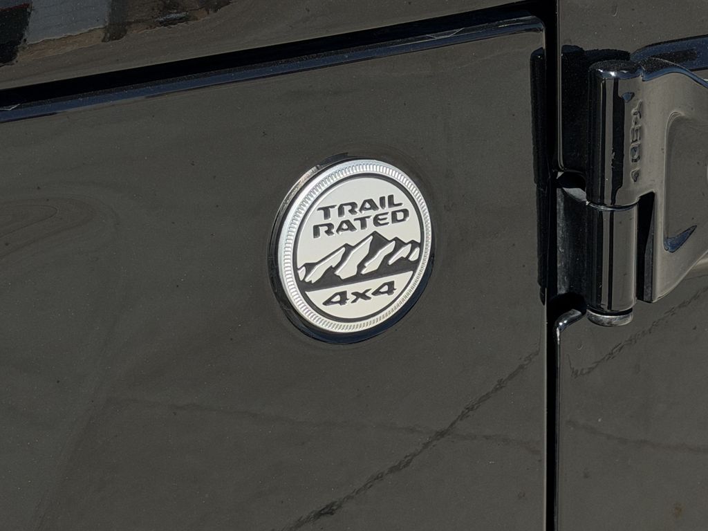 Used 2021 Jeep Wrangler SUV