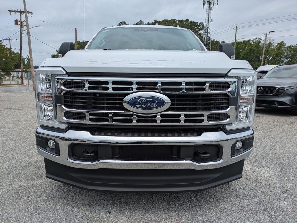 2026 Ford F-350 Chassis XL