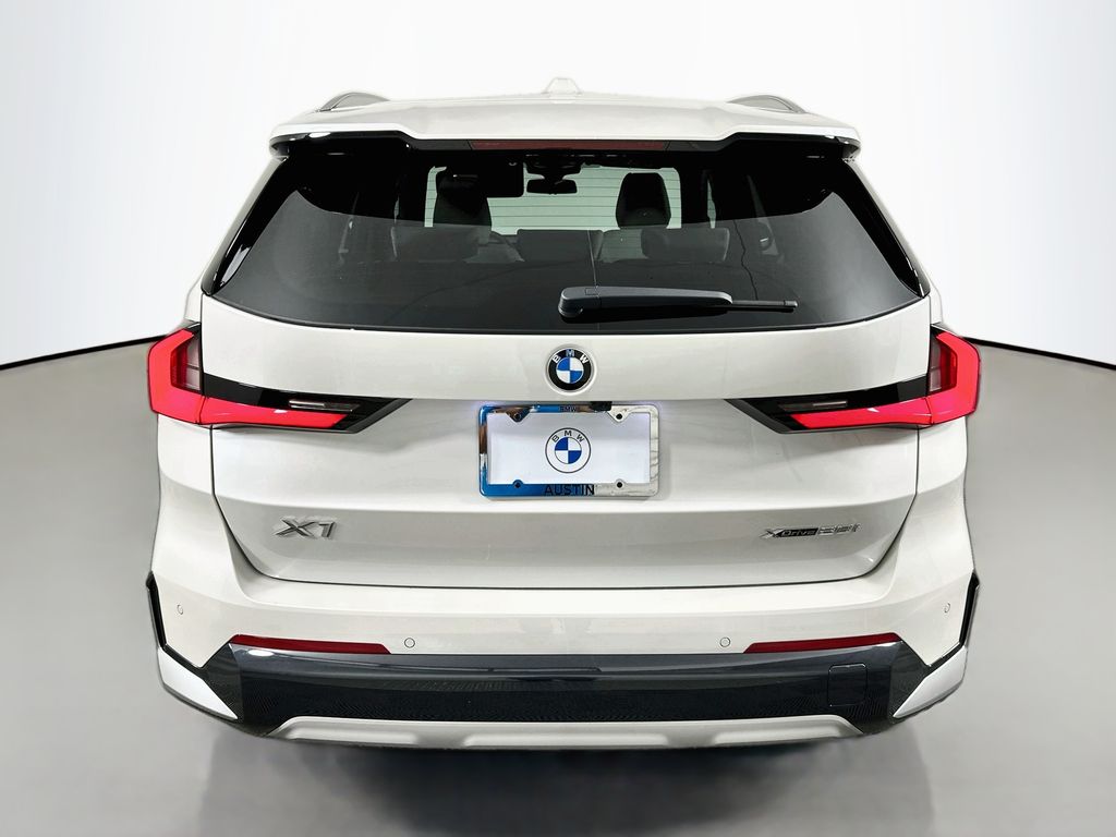Thumbnail: 2026 BMW X1 - 6