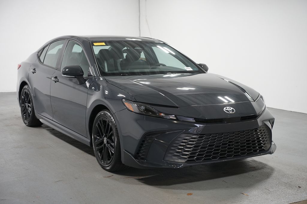 Thumbnail: 2025 Toyota Camry - 3