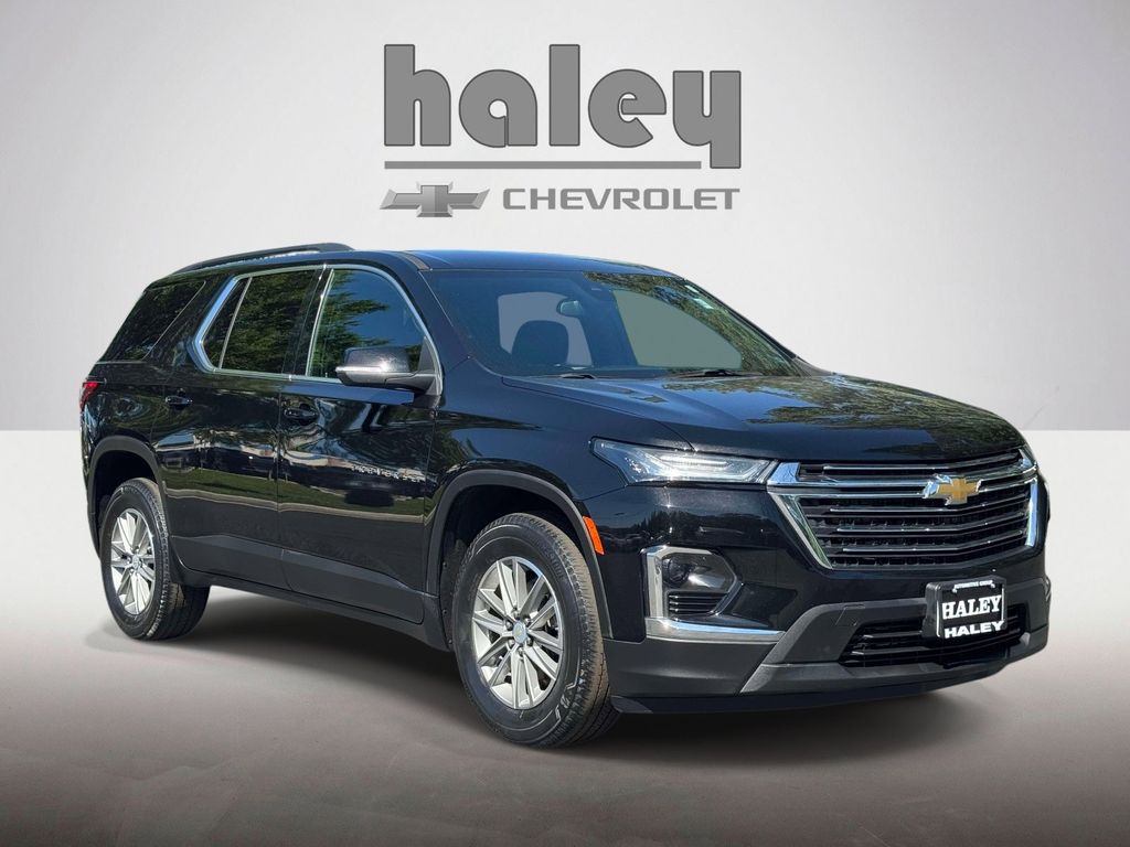 2023 Chevrolet Traverse LT Cloth AWD