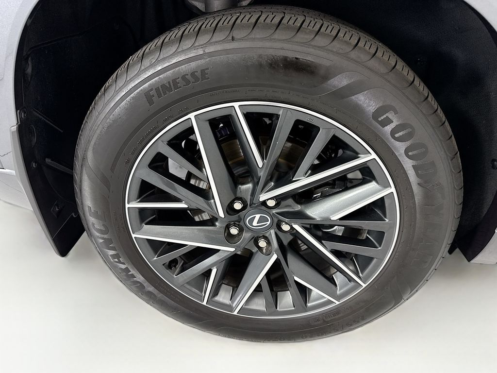 Thumbnail: 2026 Lexus TX - 32