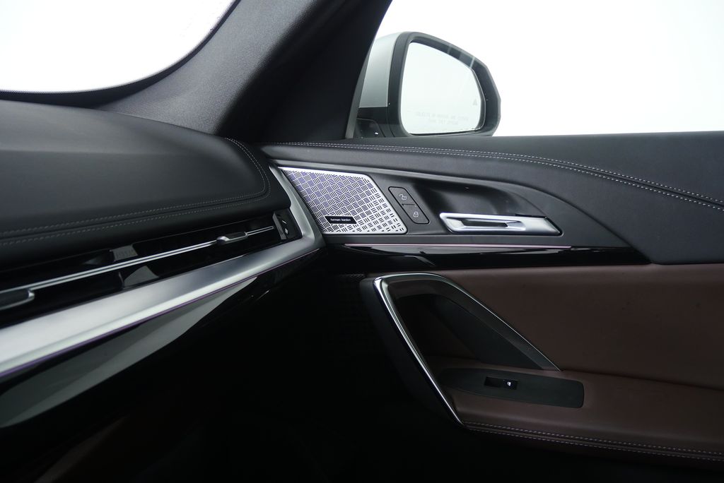 Thumbnail: 2023 BMW X1 - 27