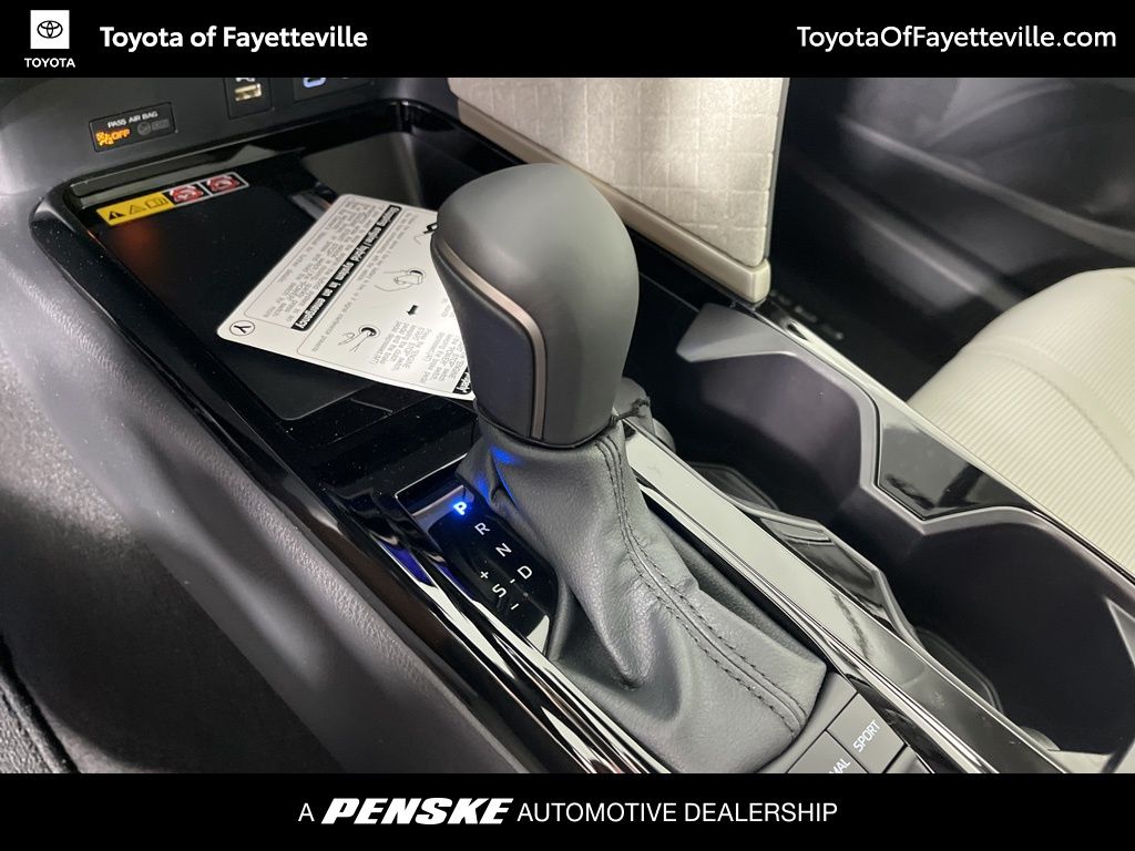 Thumbnail: 2026 Toyota Camry - 32