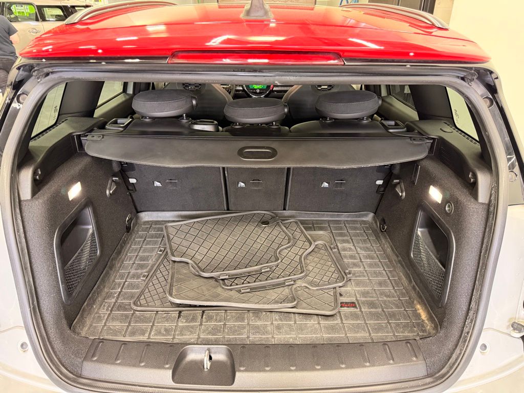 Thumbnail: 2020 MINI Cooper Clubman - 25