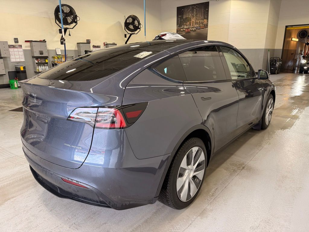 Thumbnail: 2022 Tesla Model Y - 6