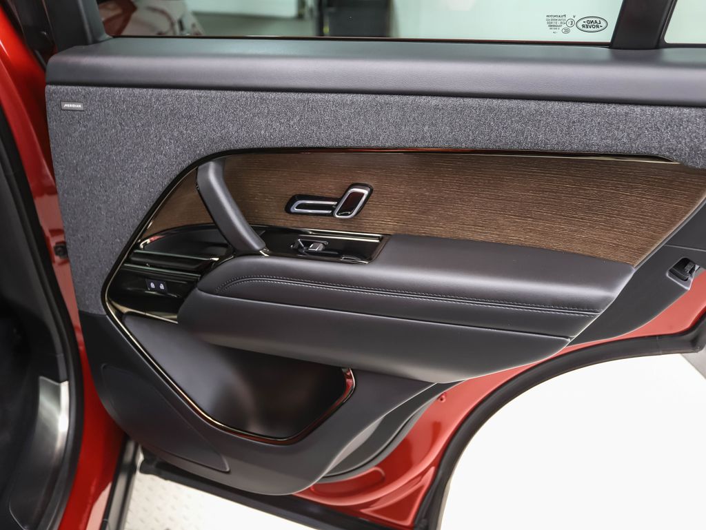 Thumbnail: 2024 Land Rover Range Rover Sport - 24