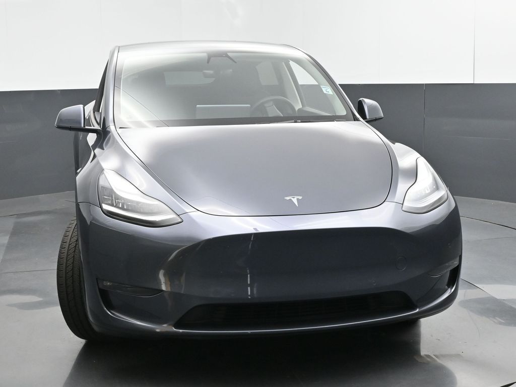 2022 Tesla Model Y Long Range Dual Motor All-Wheel Drive