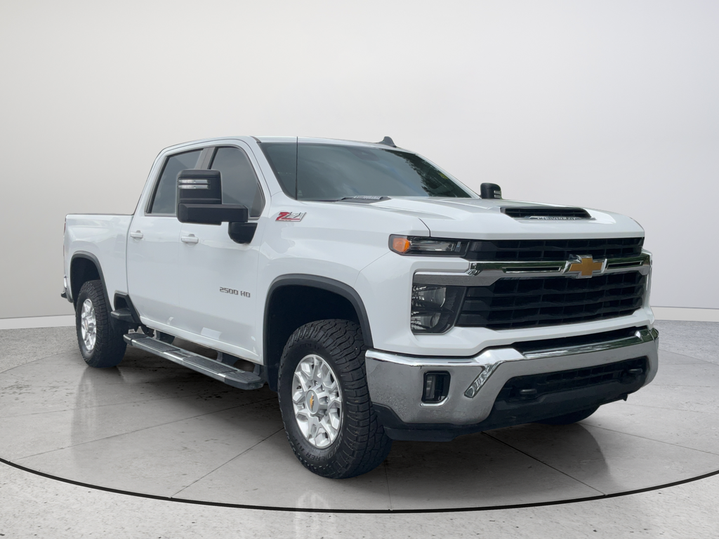 Summit White 2024 Chevrolet Silverado 2500HD LT Crew Cab 4WD Pickup Truck Four-Wheel Drive Automatic