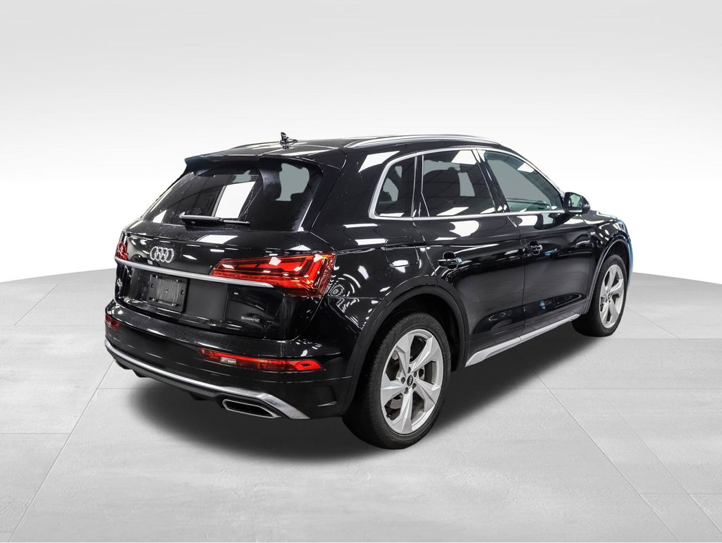 Thumbnail: 2022 Audi Q5 - 5