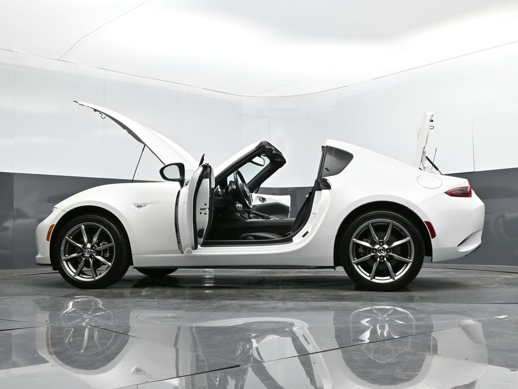 2022 Mazda MX-5 Miata RF Grand Touring