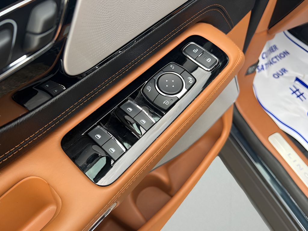 2023 Lincoln Aviator