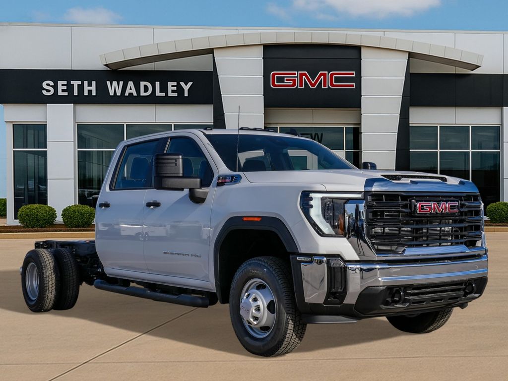 2026 GMC Sierra 3500HD Pro Crew Cab LB 4WD