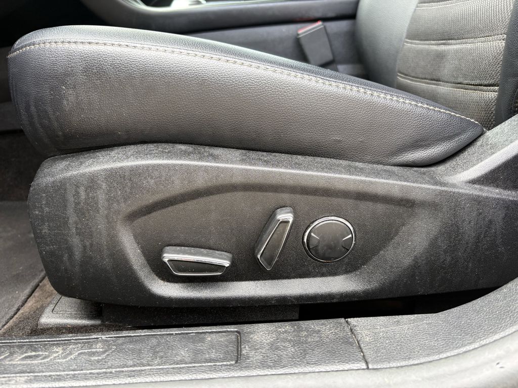 2018 Ford Fusion SE Gray at Community Honda