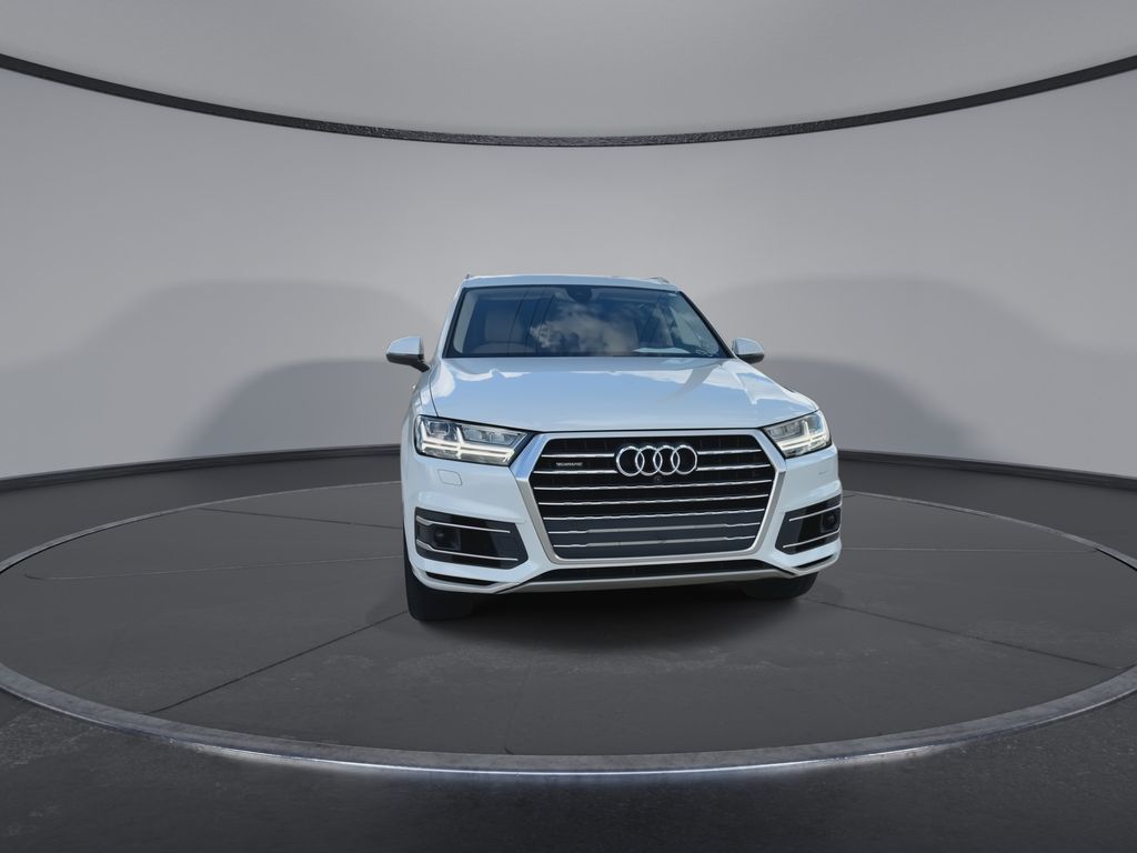 Thumbnail: 2019 Audi Q7 - 3