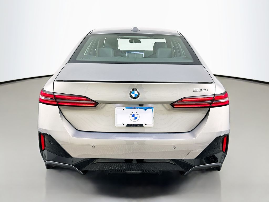 Thumbnail: 2026 BMW 5 Series - 6