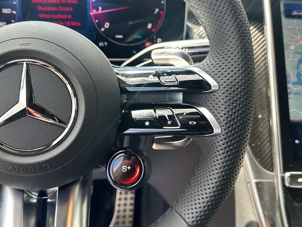 Thumbnail: 2026 Mercedes-Benz GLC - 21