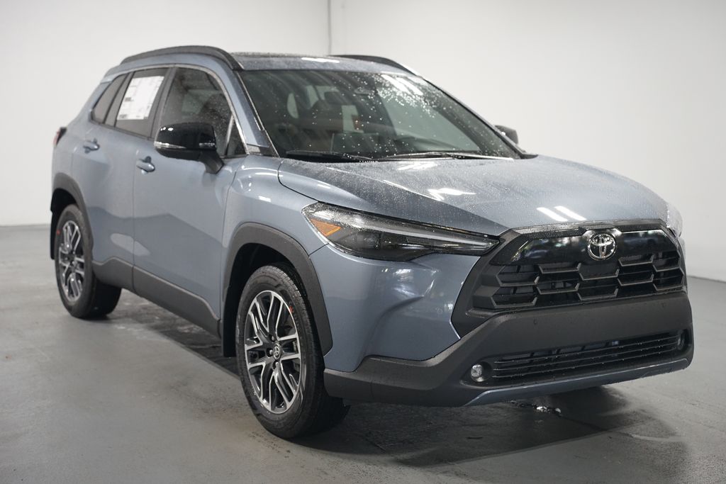 Thumbnail: 2026 Toyota Corolla Cross - 3