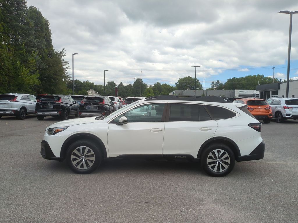 2022 Subaru Outback Premium