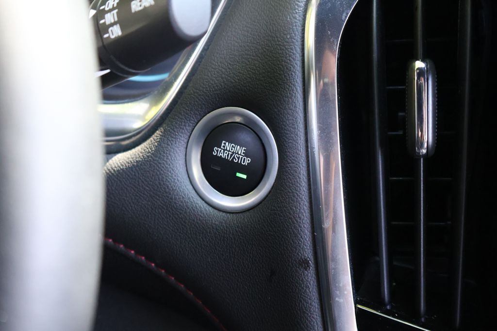 Thumbnail: 2023 Chevrolet Traverse - 28