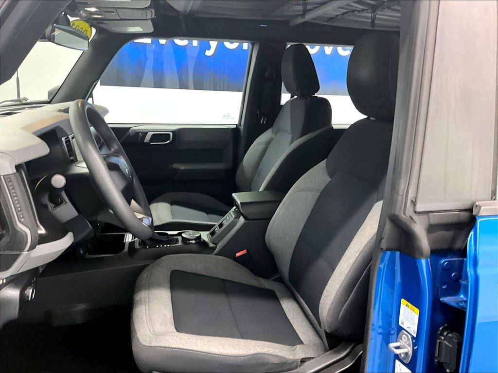 2021 Ford Bronco — photo 10