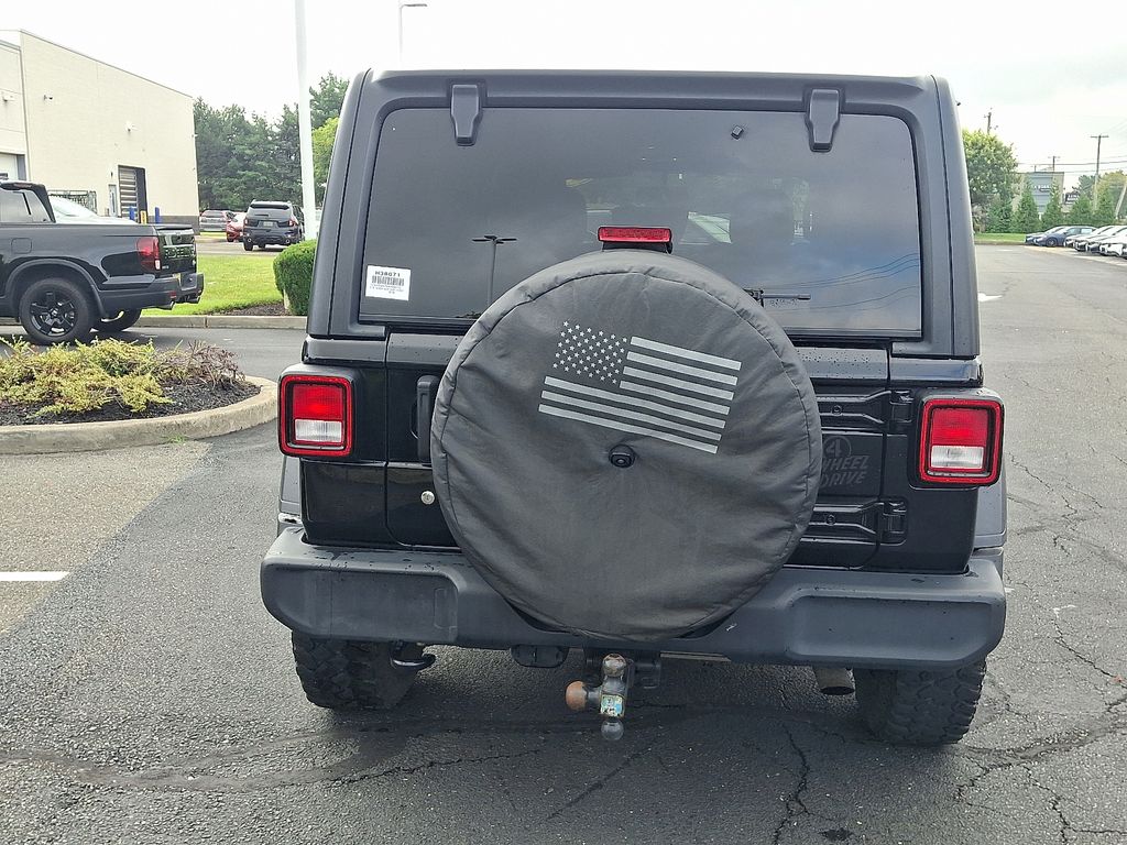 Thumbnail: 2020 Jeep Wrangler - 6