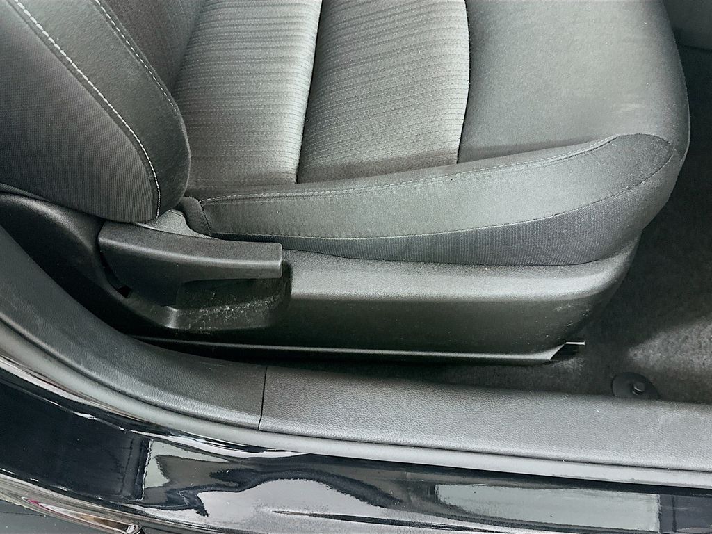 Used 2024 Black Nissan 2.5 SV image 23