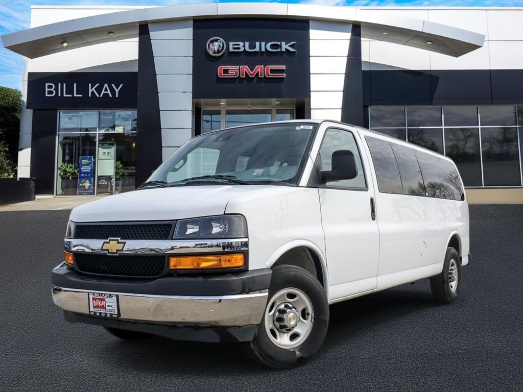 Summit White 2024 Chevrolet Express 3500 LT Extended RWD Van Rear-Wheel Drive