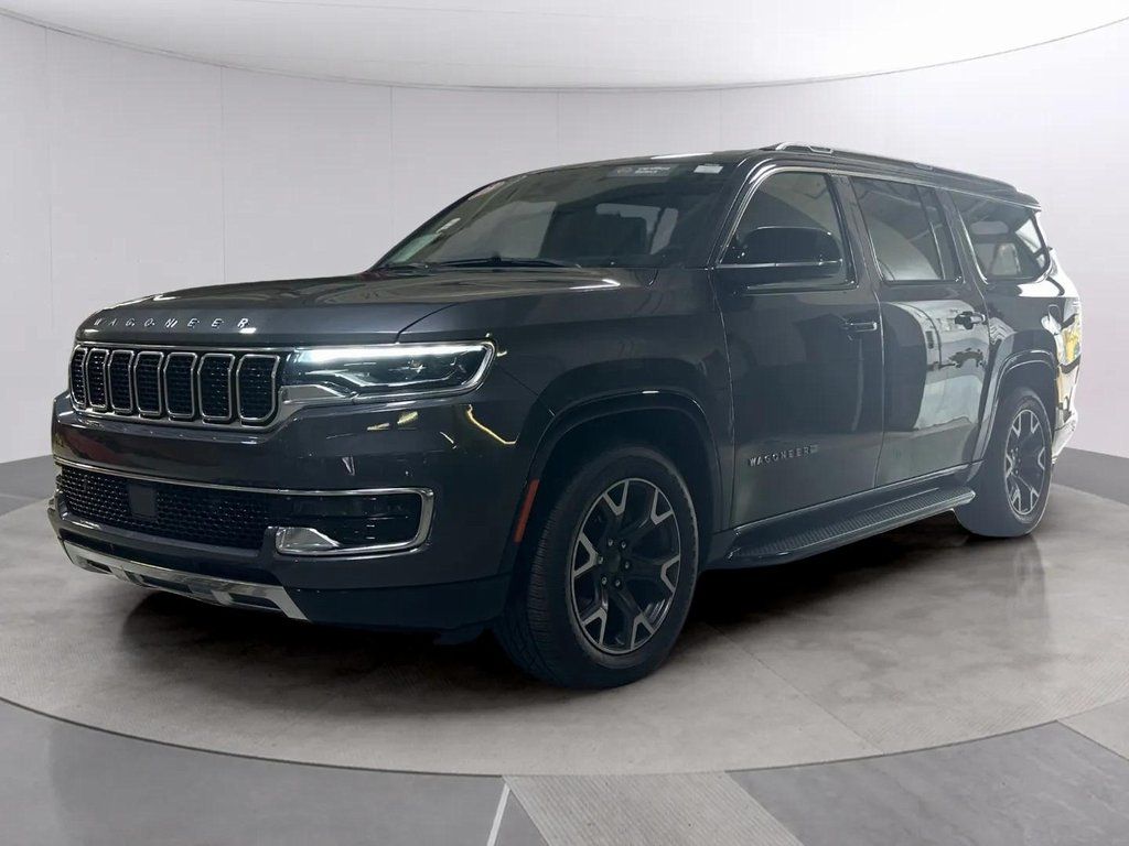 2023 Jeep Wagoneer L Series III - Photo 7