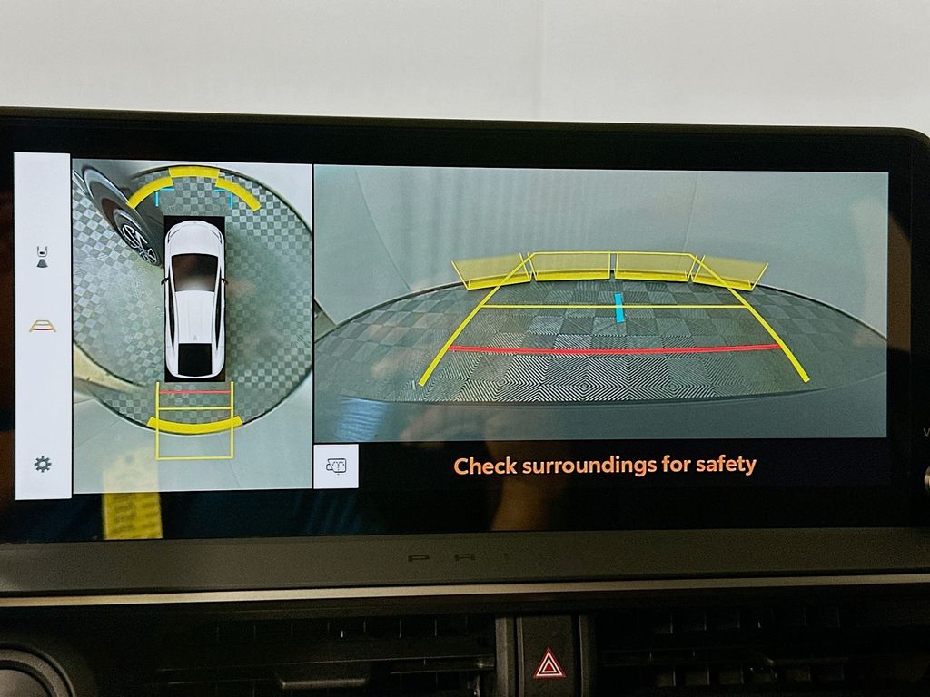 Thumbnail: 2024 Toyota Prius Prime - 13