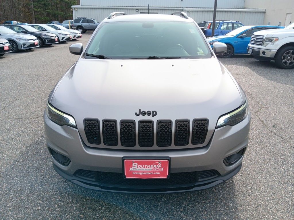 2020 Jeep Cherokee Altitude 8